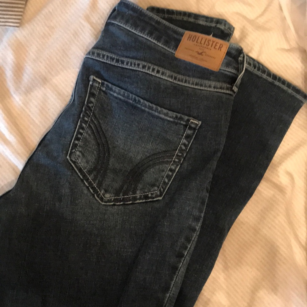 High Waisted Patch Hollister Jeans